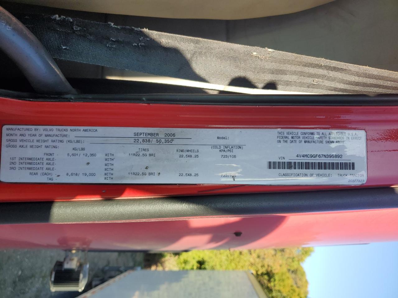 2007 Volvo Vnm - Semi Truck VIN: 4V4MC9GF67N395892 Lot: 85591255