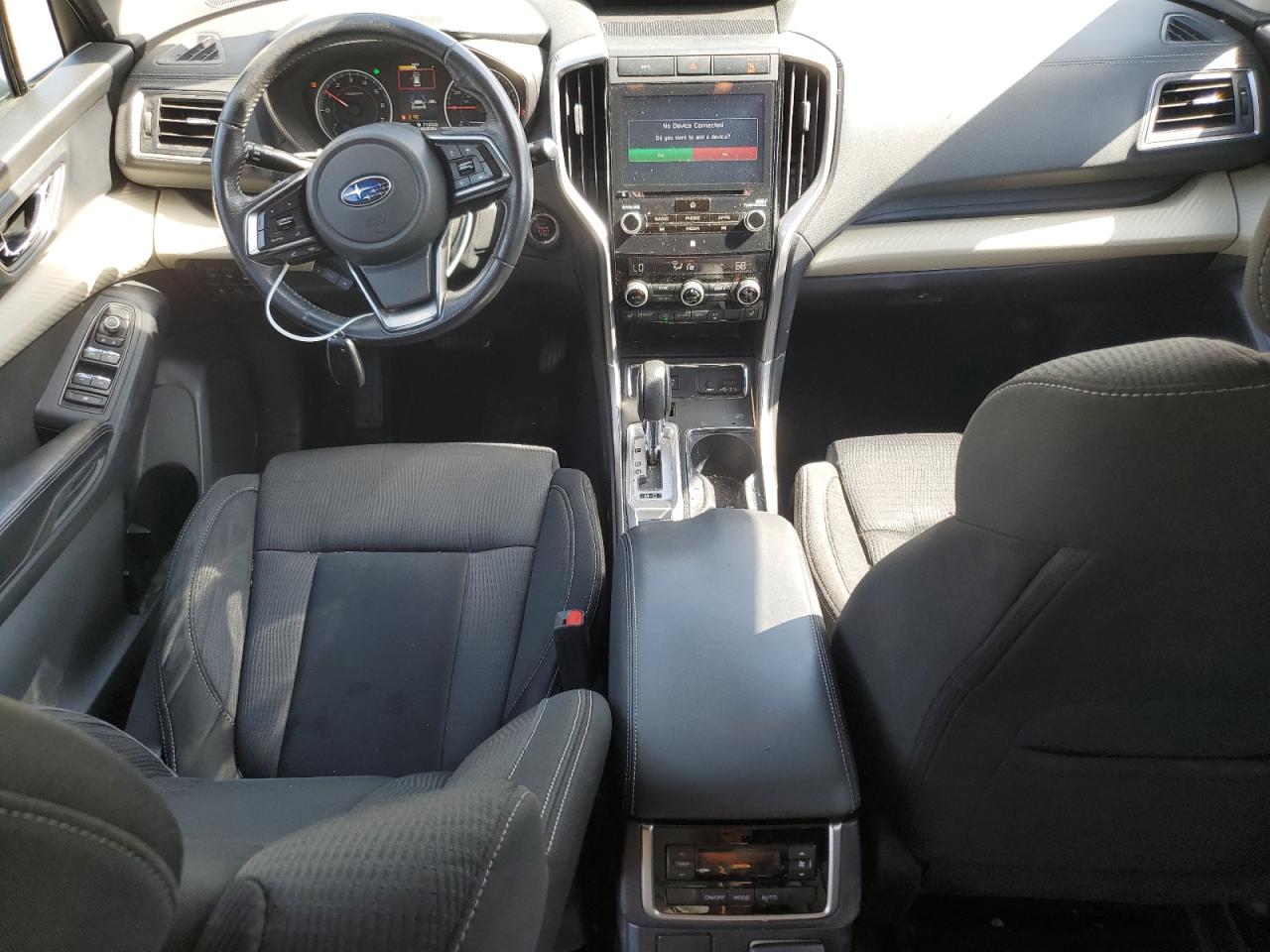 2020 Subaru Ascent Premium VIN: 4S4WMAFD4L3435147 Lot: 82009675