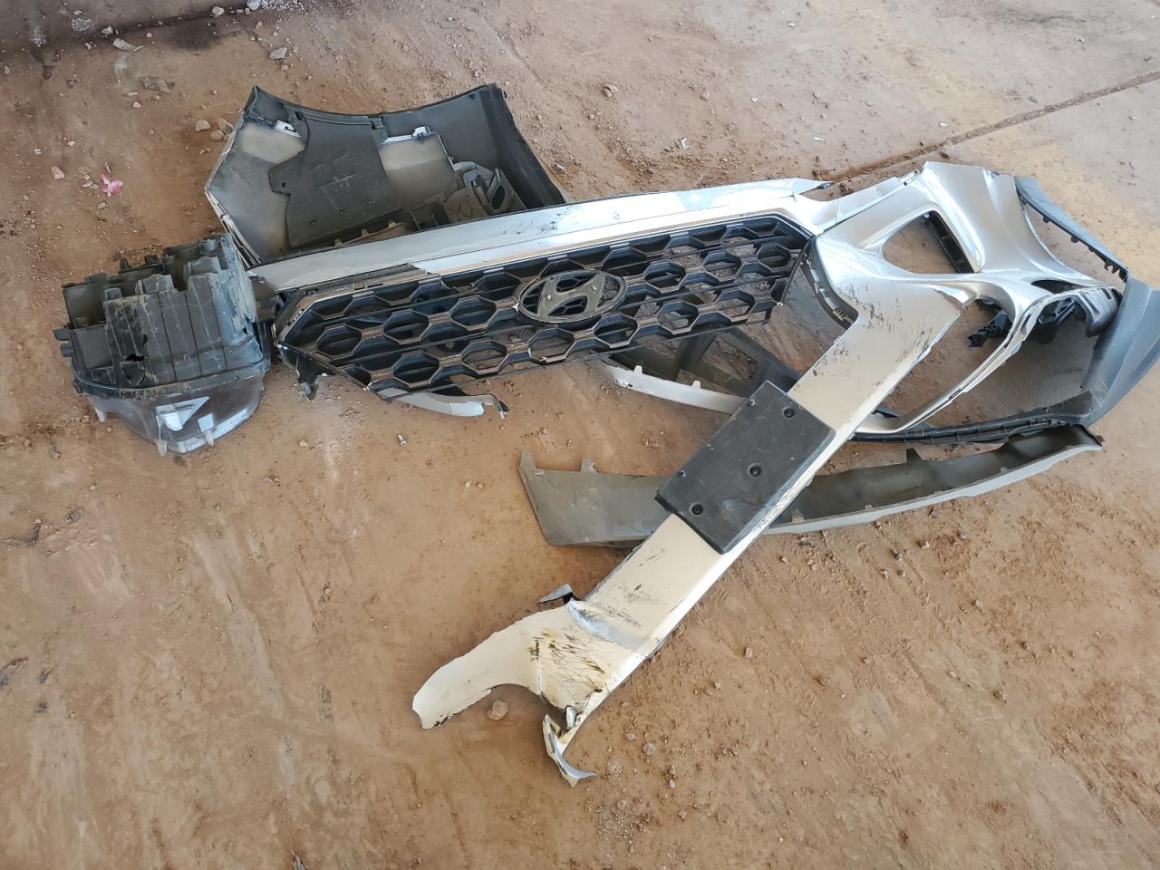 2019 Hyundai Santa Fe Se VIN: 5NMS23AD0KH066718 Lot: 84984575