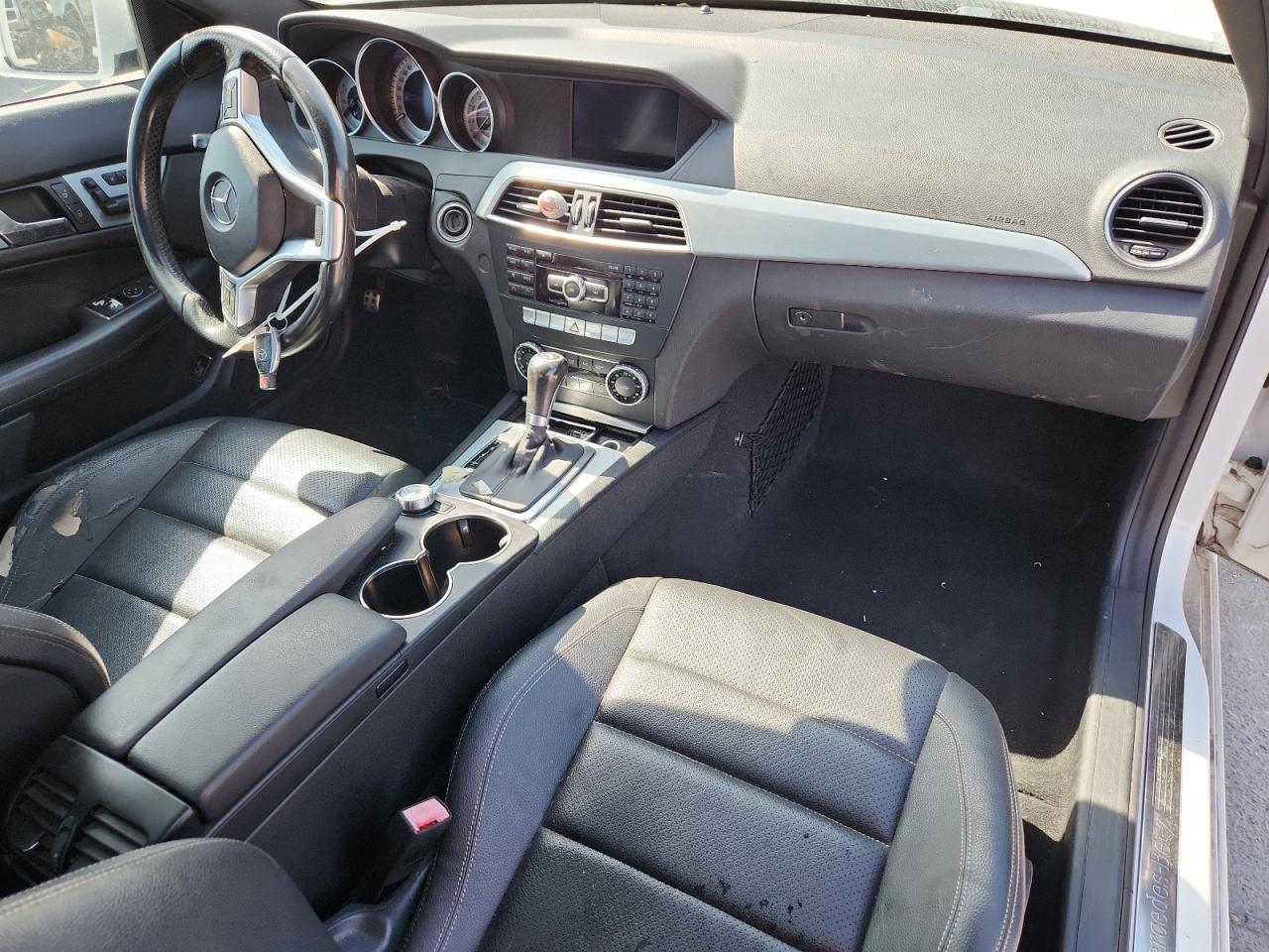 2015 Mercedes-Benz C 250 VIN: WDDGJ4HB1FG441795 Lot: 81990055