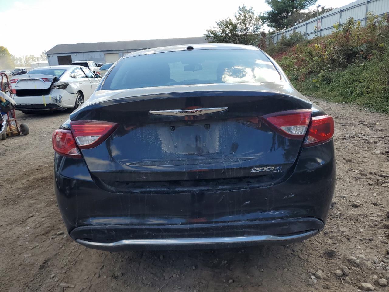 2015 Chrysler 200 Limited VIN: 1C3CCCAB0FN612687 Lot: 82469665