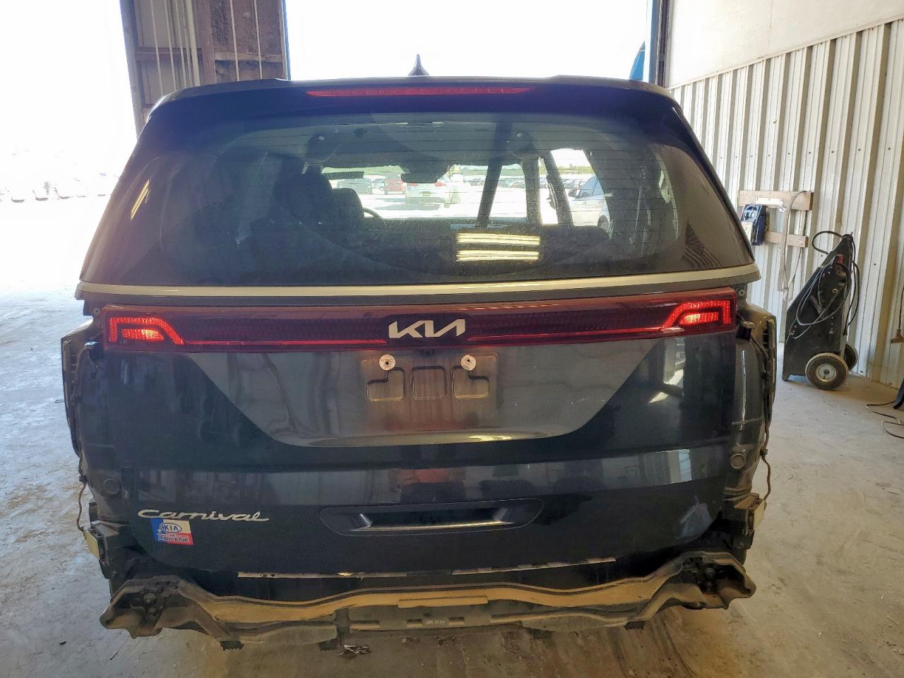 2022 Kia Carnival Lx VIN: KNDNB4H30N6129396 Lot: 84608825