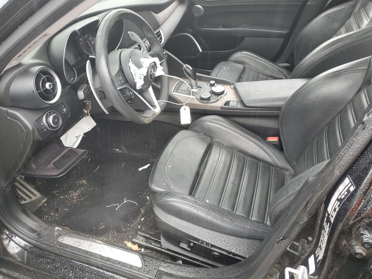 2017 Alfa Romeo Giulia Ti Q4 VIN: ZARFAEEN6H7543645 Lot: 90138785