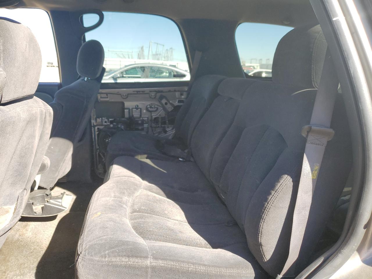 2002 Chevrolet Tahoe C1500 VIN: 1GNEC13V62R212045 Lot: 85407685