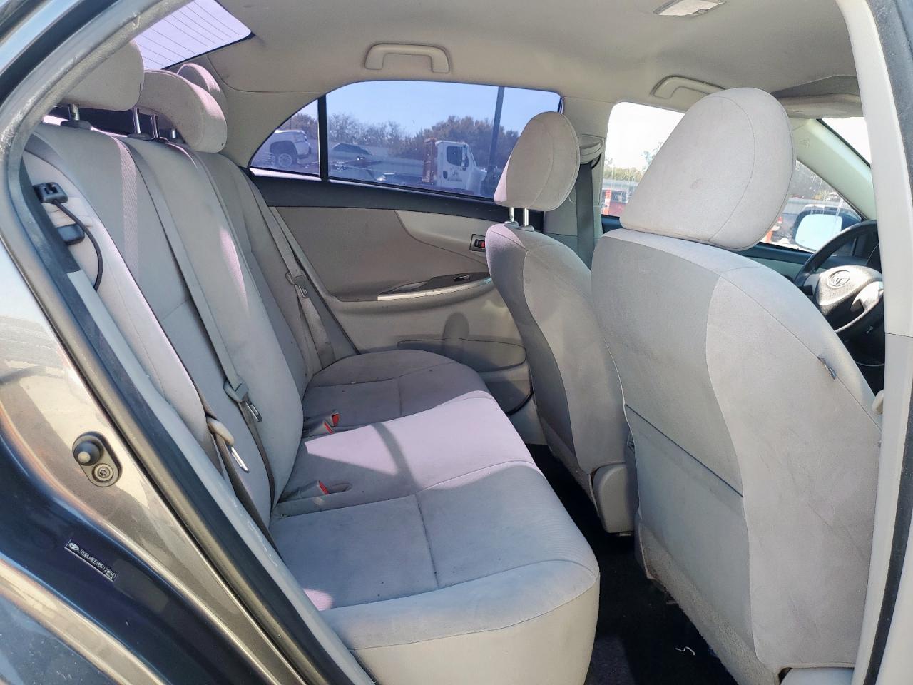 2011 Toyota Corolla Base VIN: JTDBU4EE9B9128941 Lot: 82252005