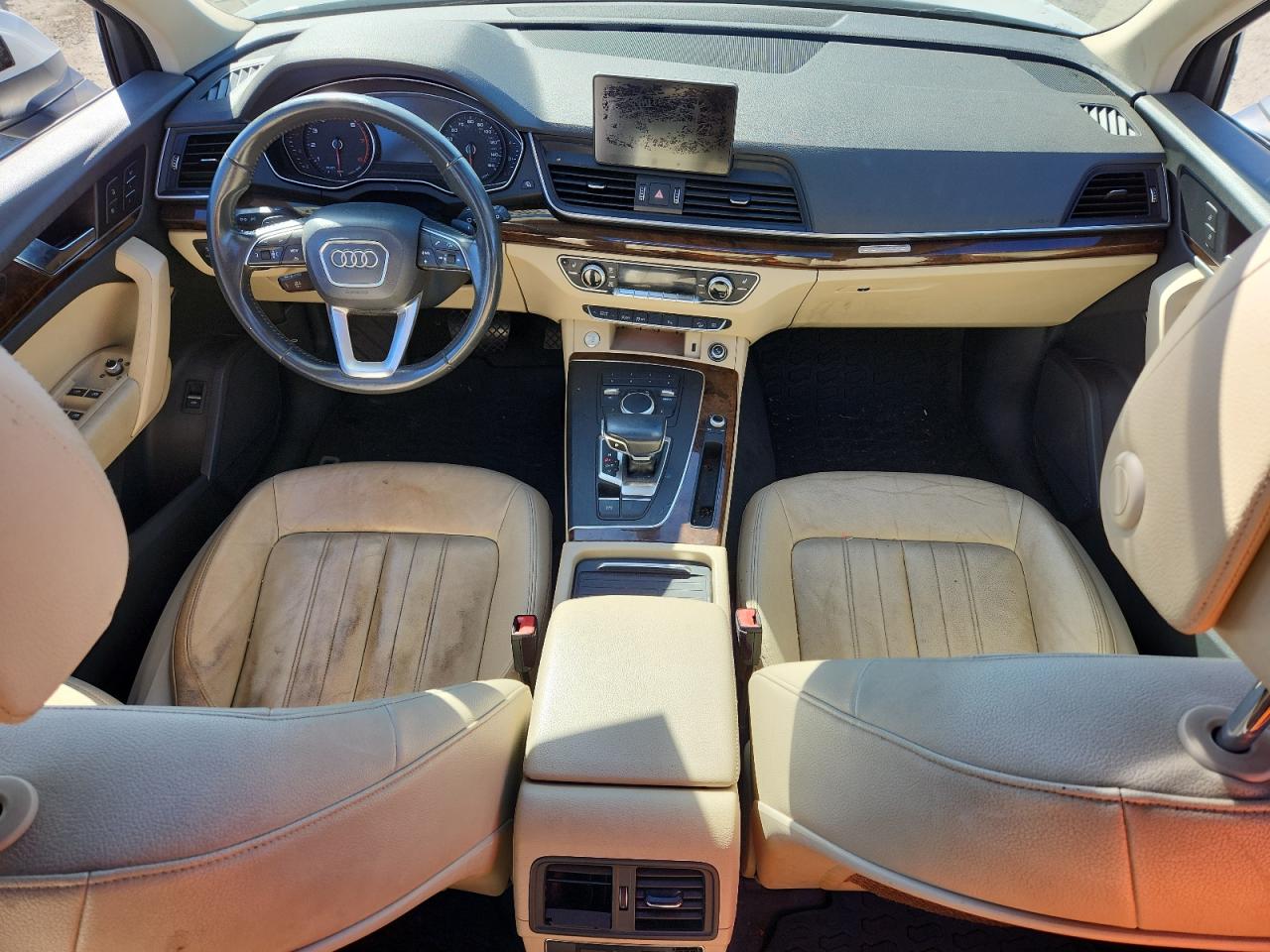 2020 Audi Q5 Premium VIN: WA1ANAFY7L2027532 Lot: 83934595