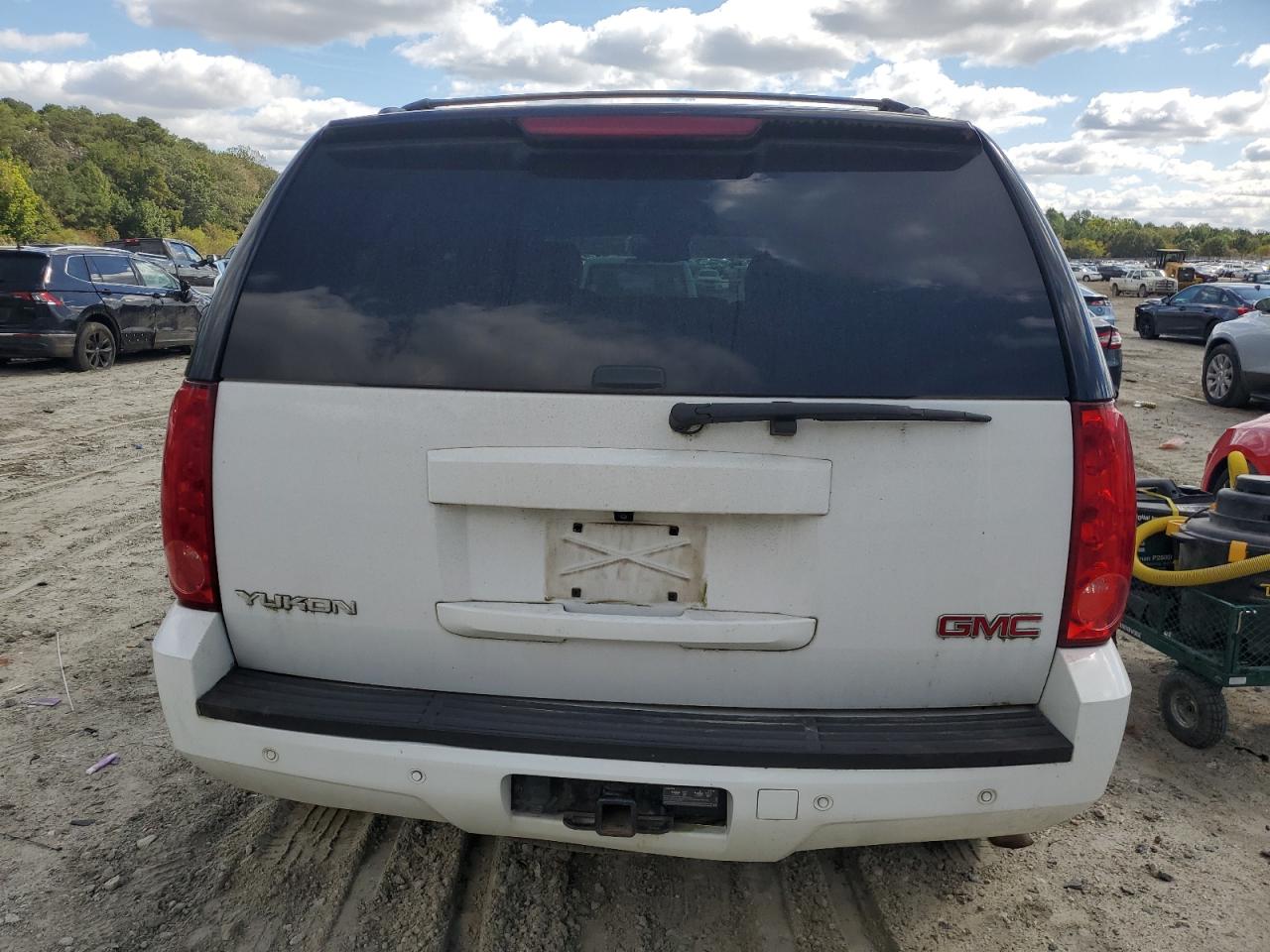 2013 GMC Yukon Slt VIN: 1GKS2CE05DR134232 Lot: 84780535