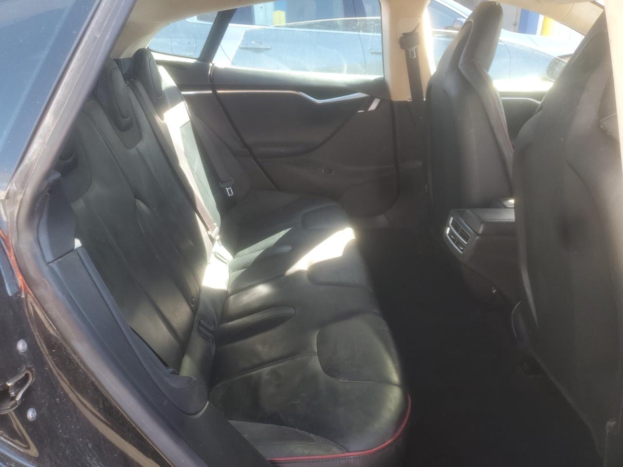 2013 Tesla Model S VIN: 5YJSA1DP1DFP14889 Lot: 81931365