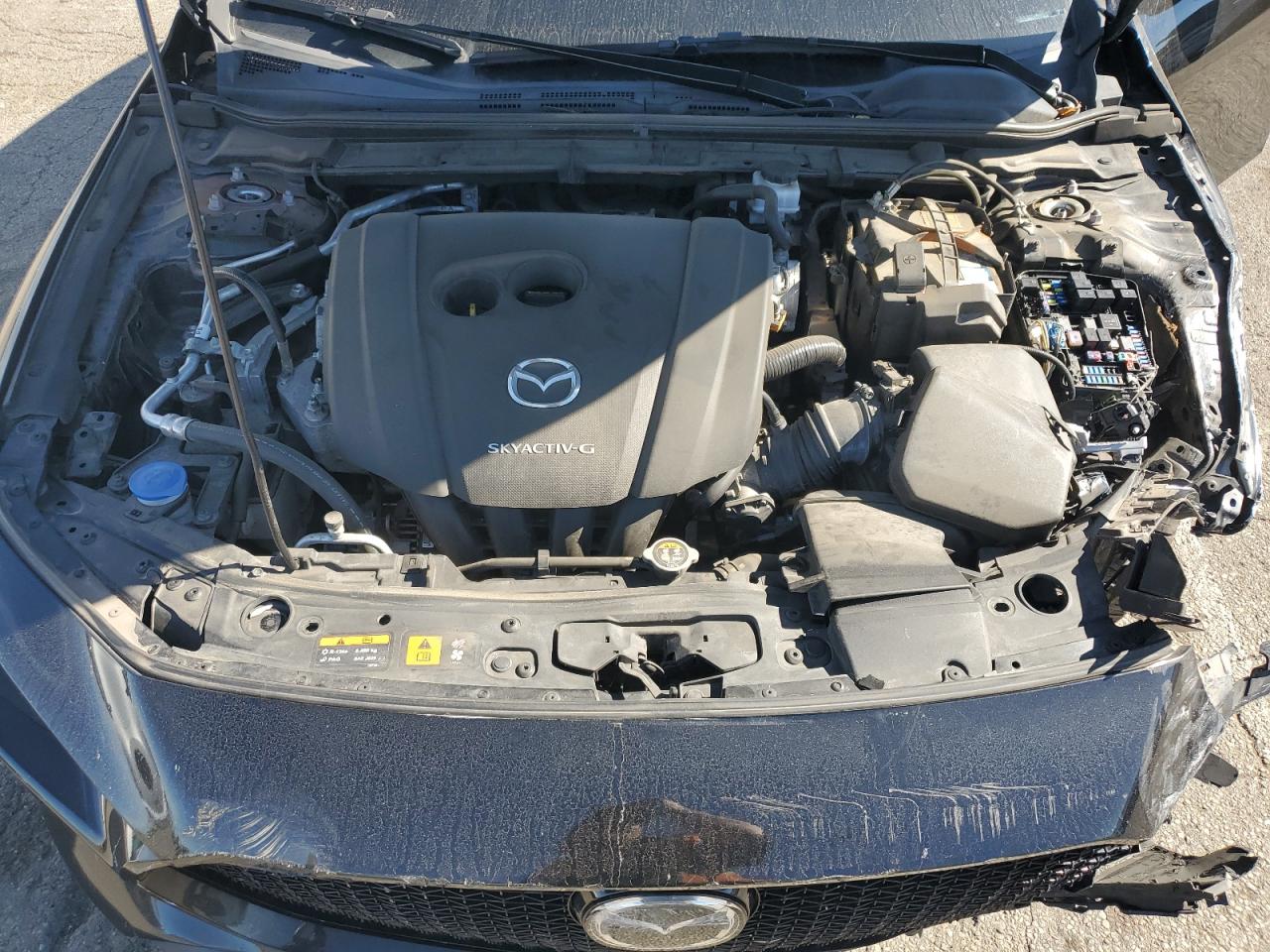 2019 Mazda 3 Preferred VIN: JM1BPBMM2K1124412 Lot: 82469025