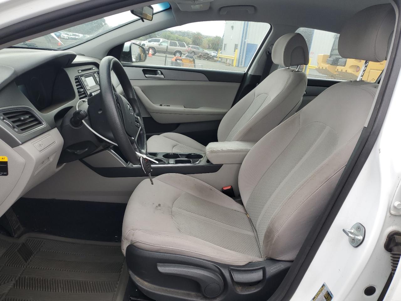 2015 Hyundai Sonata Se VIN: 5NPE24AF2FH229883 Lot: 85949755