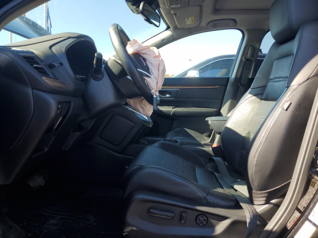 2018 Honda Cr-V Touring VIN: 7FARW2H95JE038514 Lot: 87389695