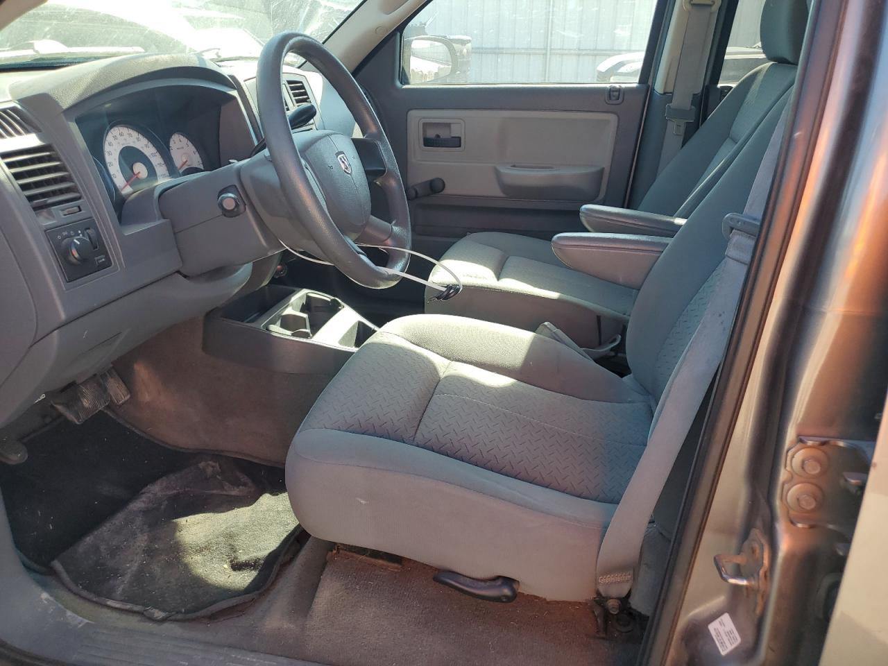 2007 Dodge Dakota Quad VIN: 1D7HW28K17S228497 Lot: 86672595