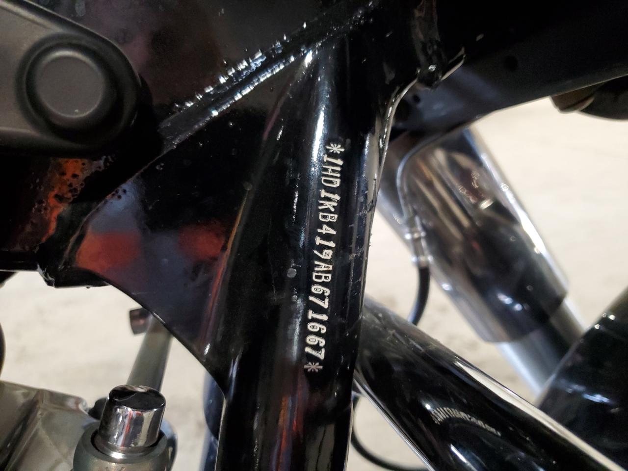 2010 Harley-Davidson Flhx VIN: 1HD1KB419AB671667 Lot: 82502265