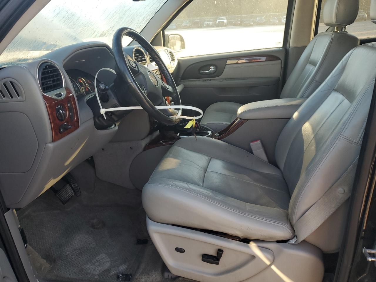 2007 GMC Envoy VIN: 1GKDT13S372261640 Lot: 81870545