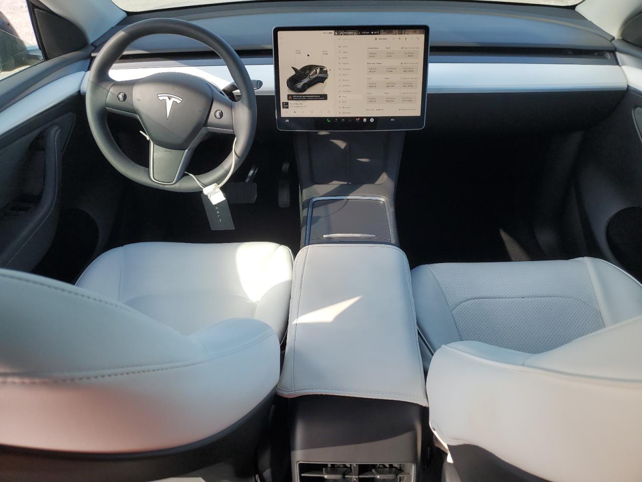 2024 Tesla Model Y VIN: 7SAYGDED1RF047167 Lot: 82416885