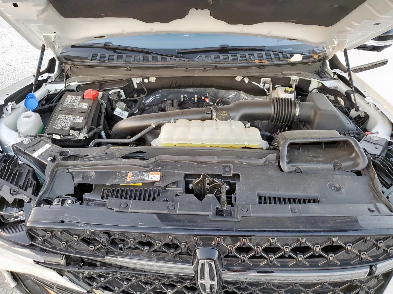 2025 Lincoln Navigator L Reserve VIN: 5LMJJ3LG4SEL03714 Lot: 86309685