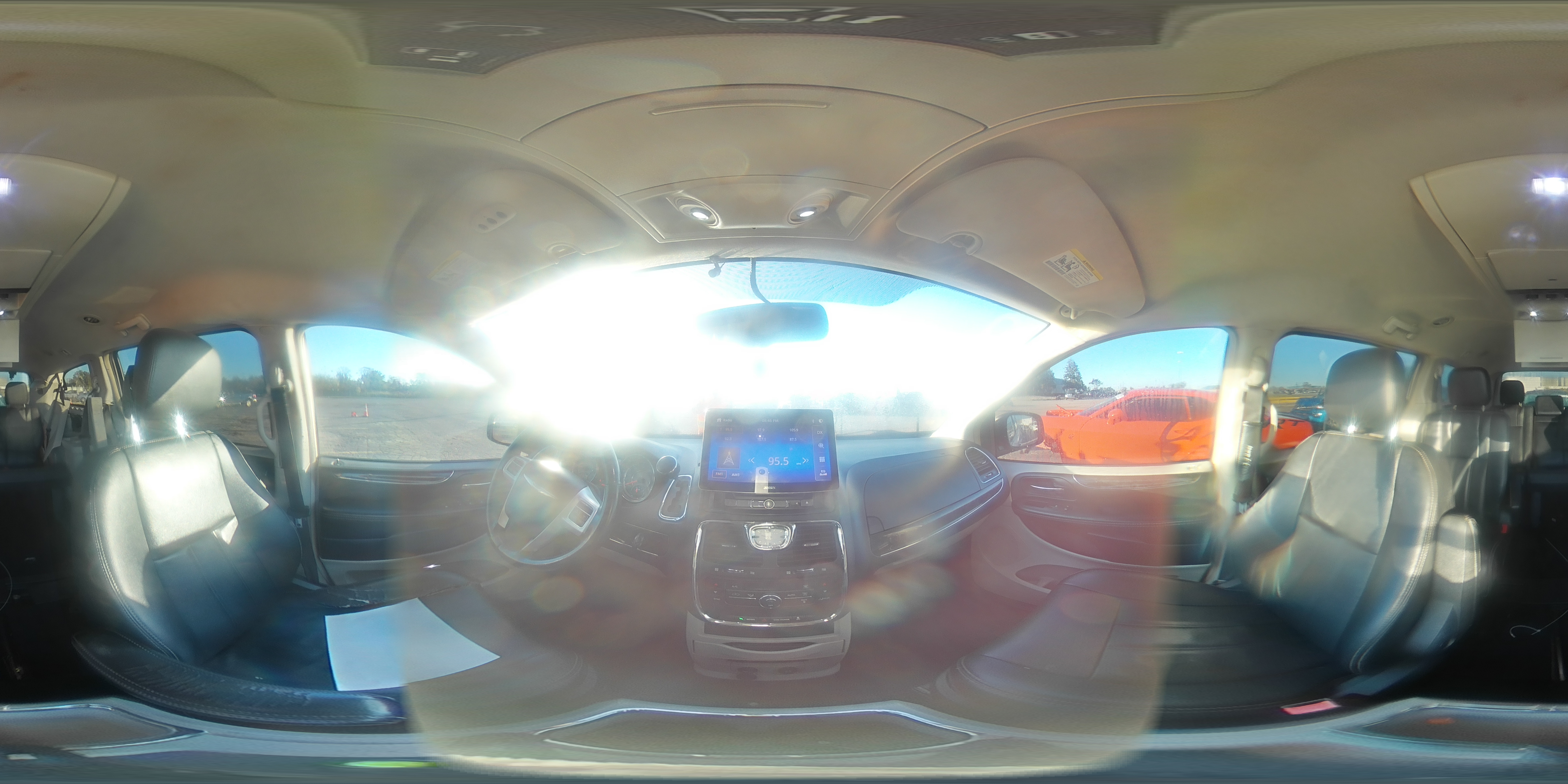 2015 Chrysler Town & Country Touring VIN: 2C4RC1BG0FR587684 Lot: 86069465