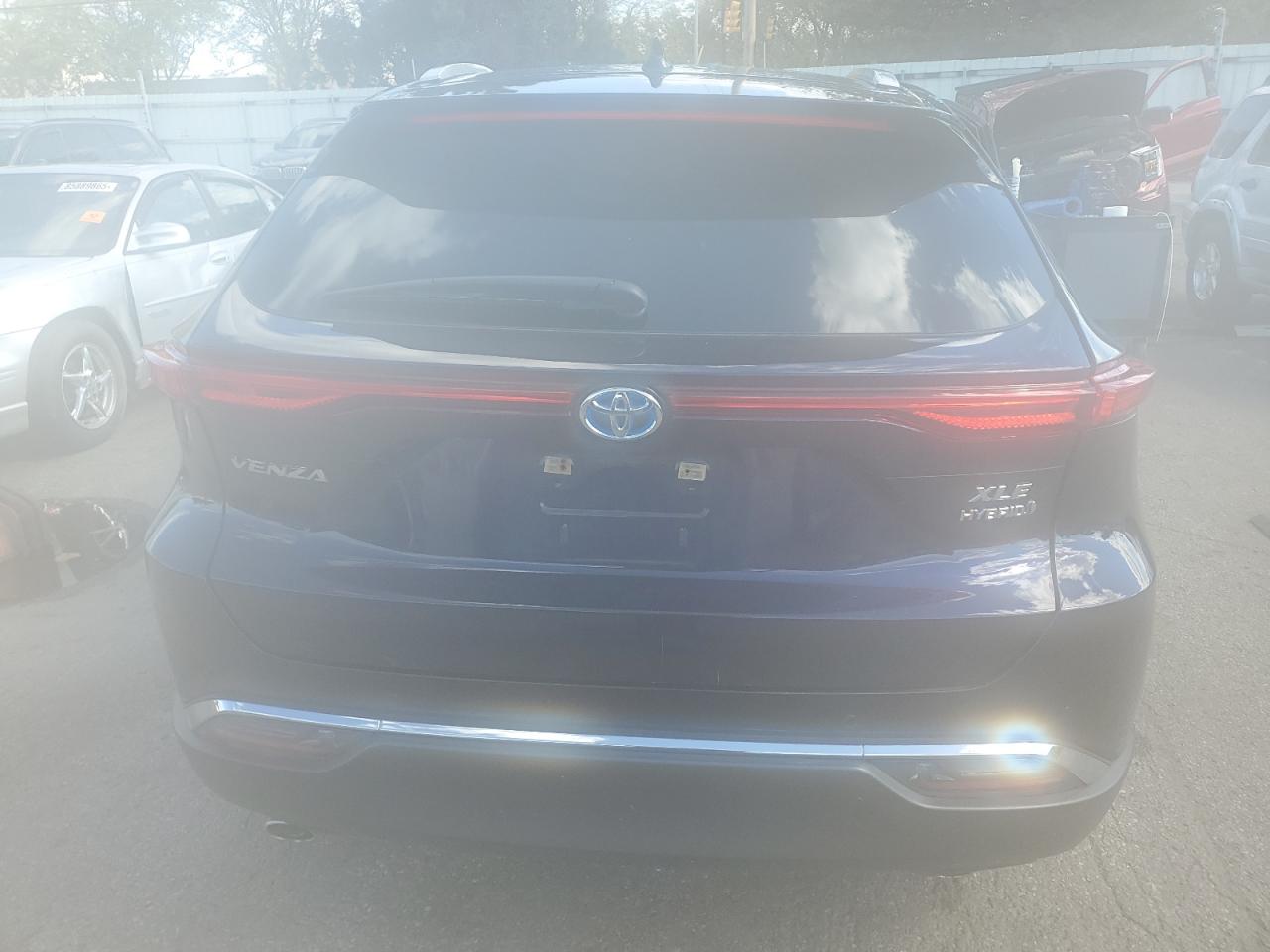 2021 Toyota Venza Le VIN: JTEAAAAHXMJ028279 Lot: 82310905