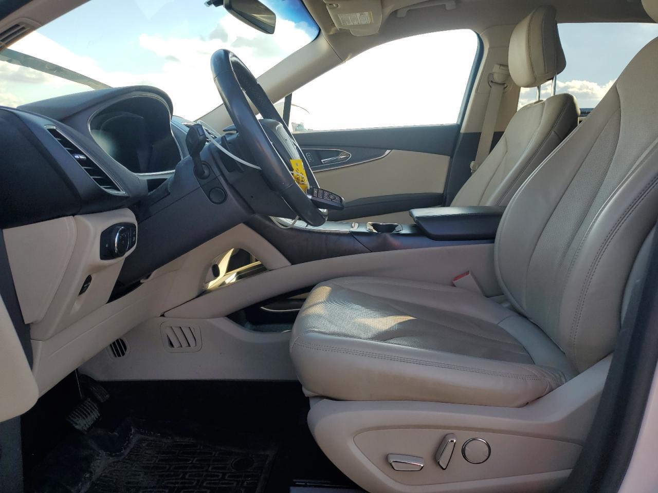 2020 Lincoln Nautilus Reserve VIN: 2LMPJ8K92LBL13804 Lot: 90587475