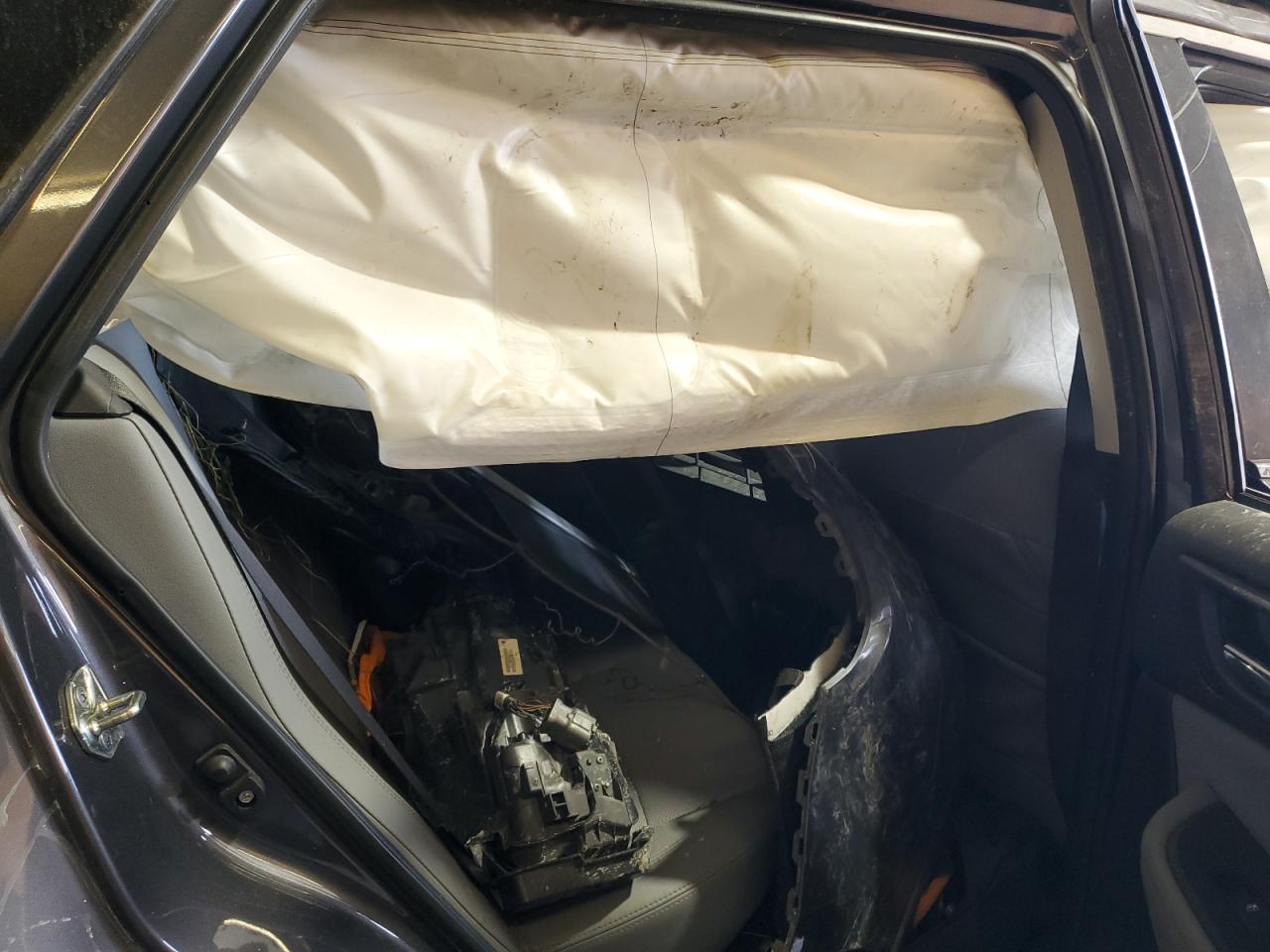 2018 Subaru Outback 2.5I Limited VIN: 4S4BSANCXJ3233231 Lot: 84298005