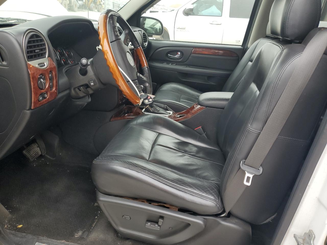 2007 GMC Envoy Denali VIN: 1GKET63M572275767 Lot: 82700455