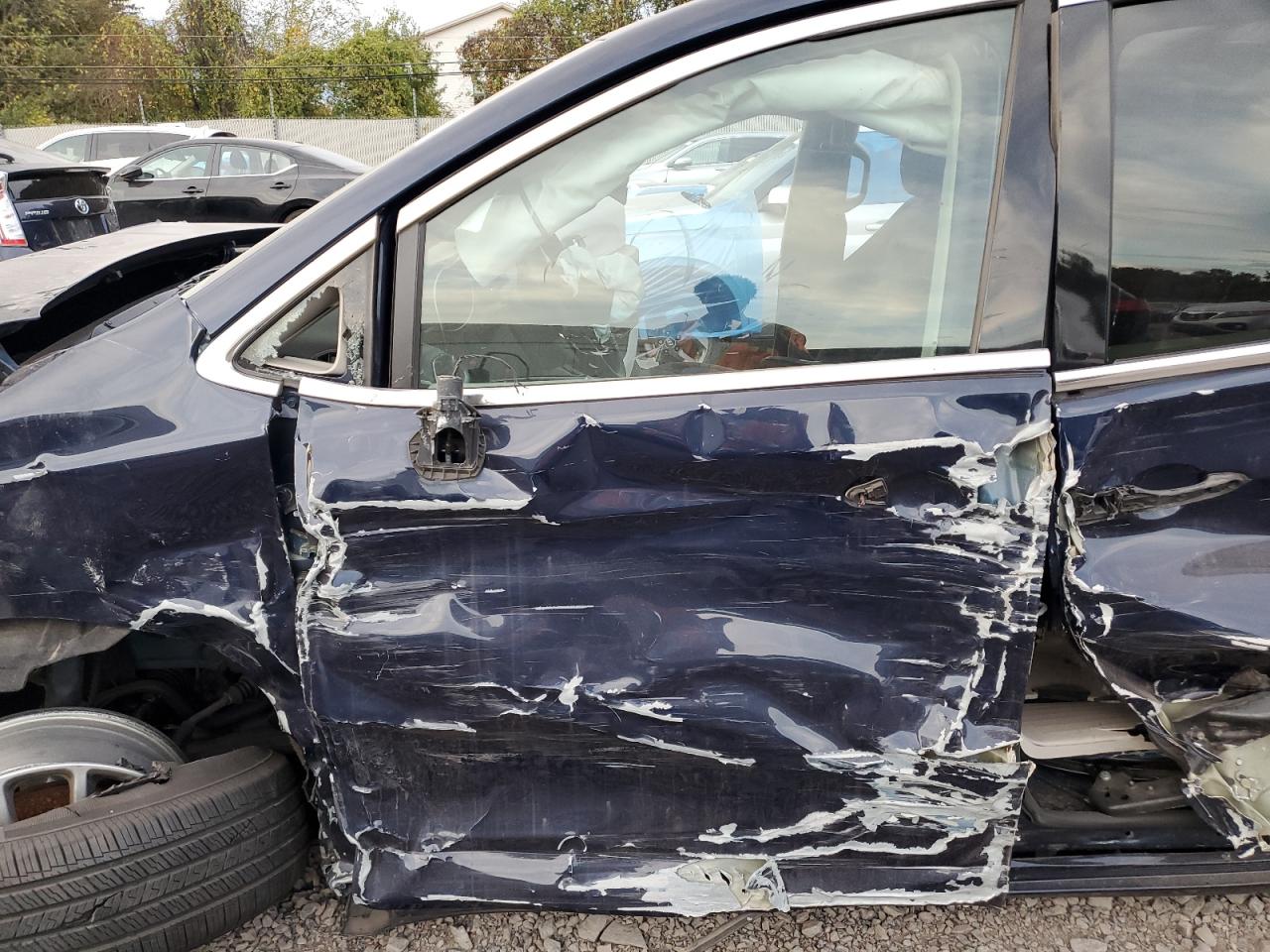 2017 Chrysler Pacifica Lx VIN: 2C4RC1CG5HR770323 Lot: 84634755