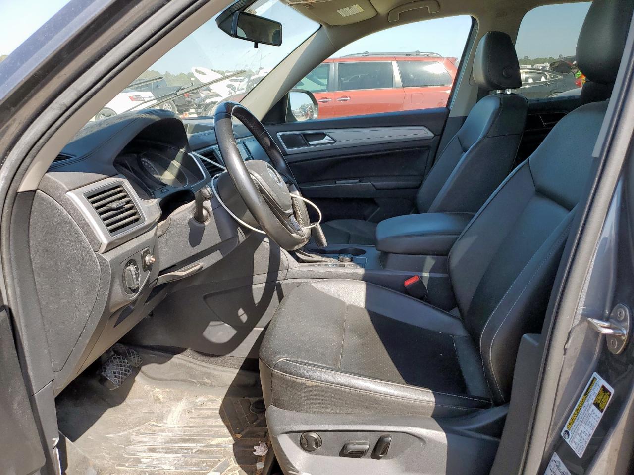 2019 Volkswagen Atlas Se VIN: 1V2LR2CA0KC523781 Lot: 82376605