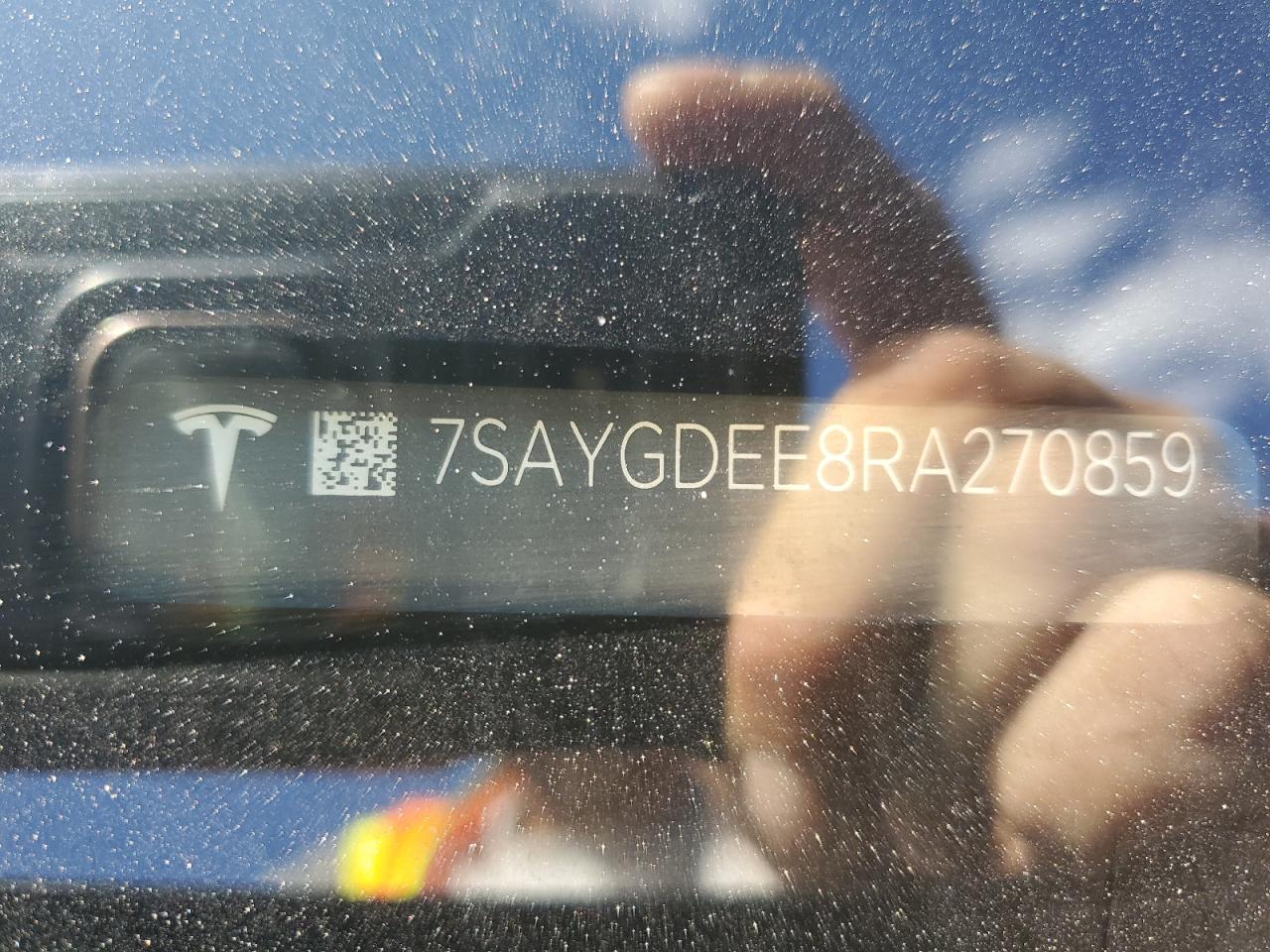 2024 Tesla Model Y VIN: 7SAYGDEE8RA270859 Lot: 89484765