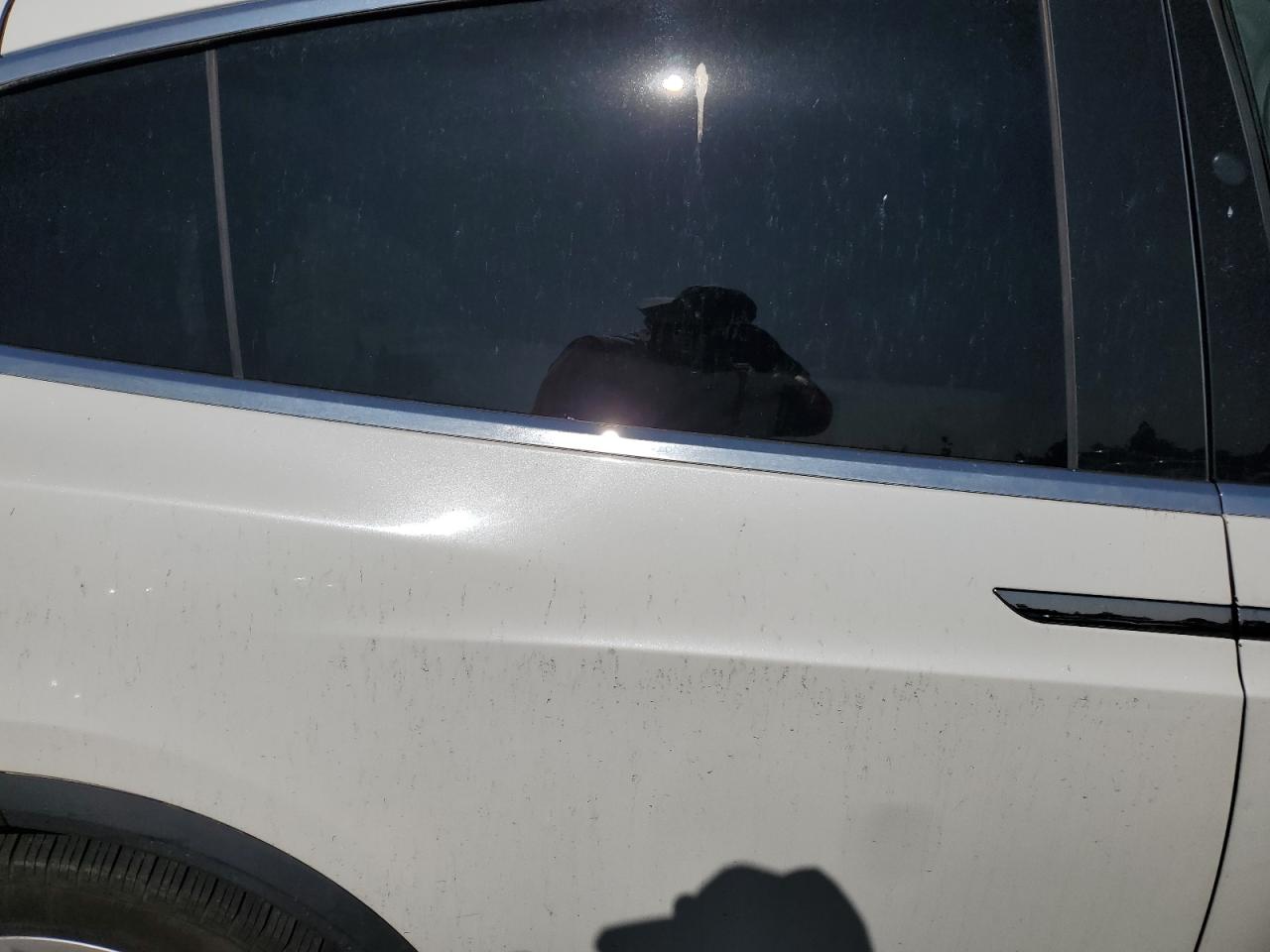 2020 Tesla Model X VIN: 5YJXCAE23LF301809 Lot: 83981085