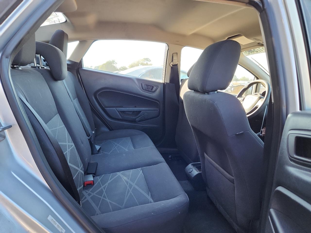 2014 Ford Fiesta S VIN: 3FADP4AJ3EM215927 Lot: 85175485