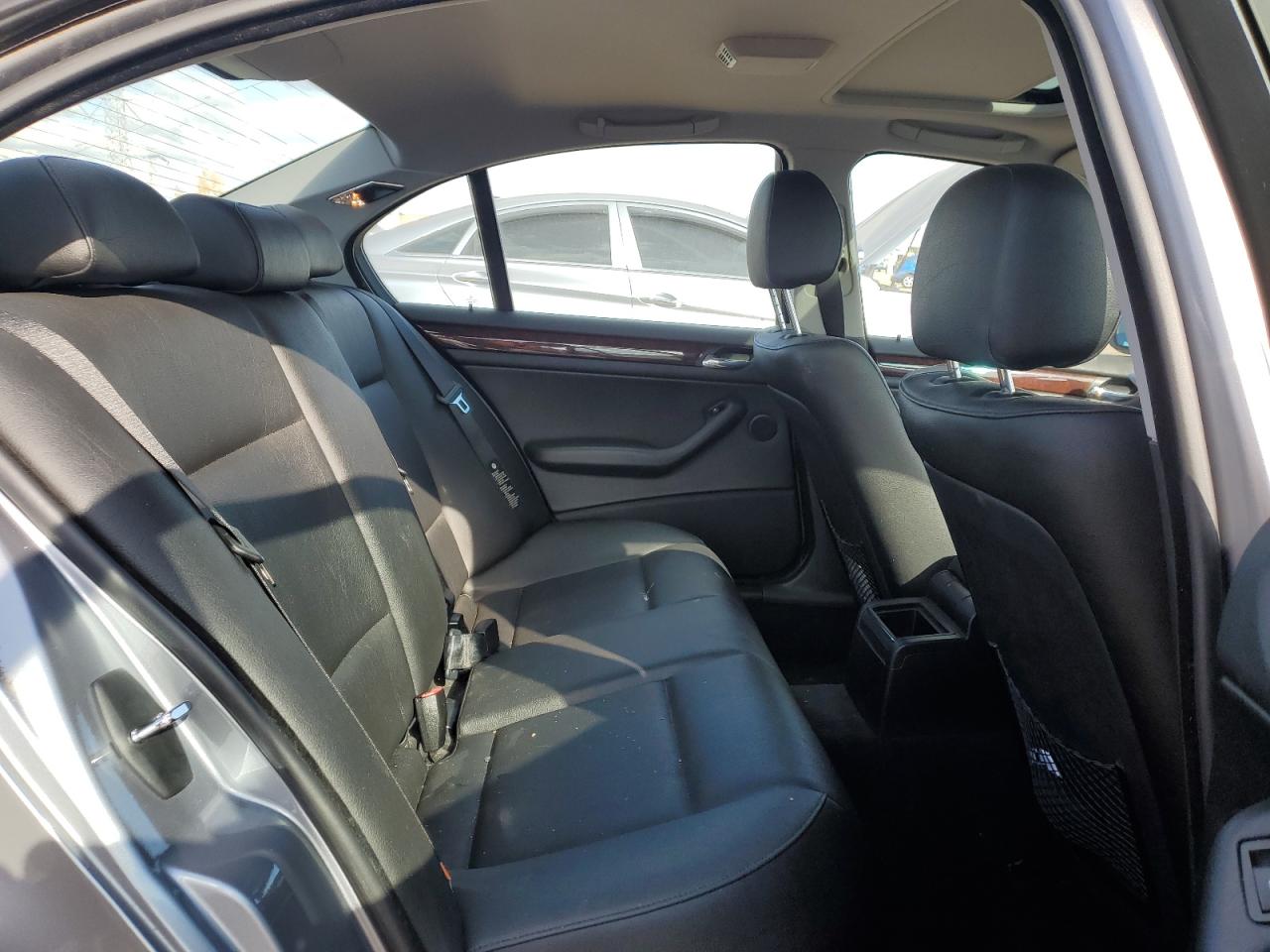 2004 BMW 325 I VIN: WBAET37454NJ82162 Lot: 82708495