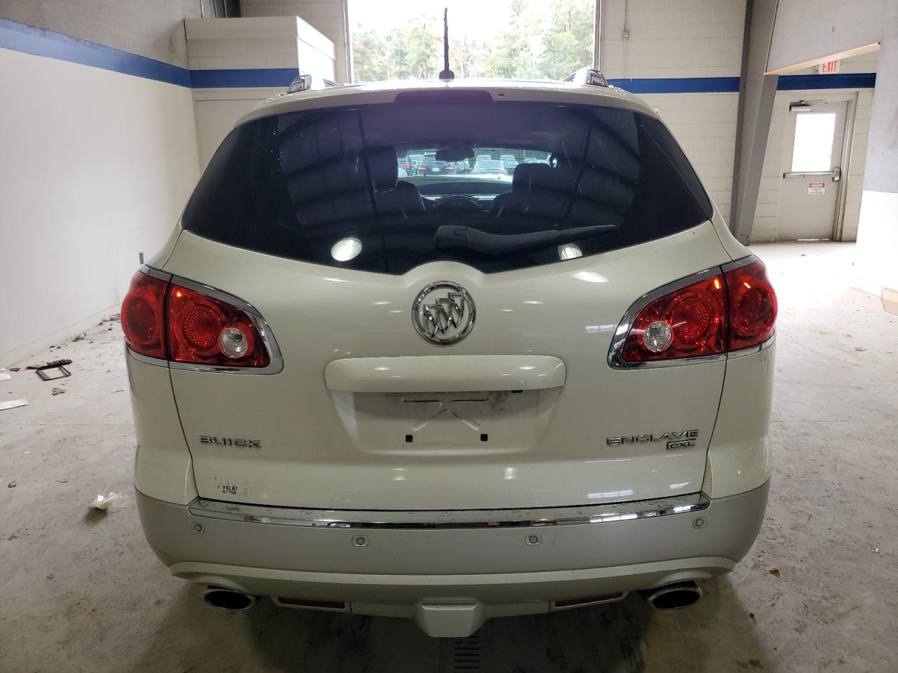 2008 Buick Enclave Cxl VIN: 5GAEV237X8J301572 Lot: 82500305