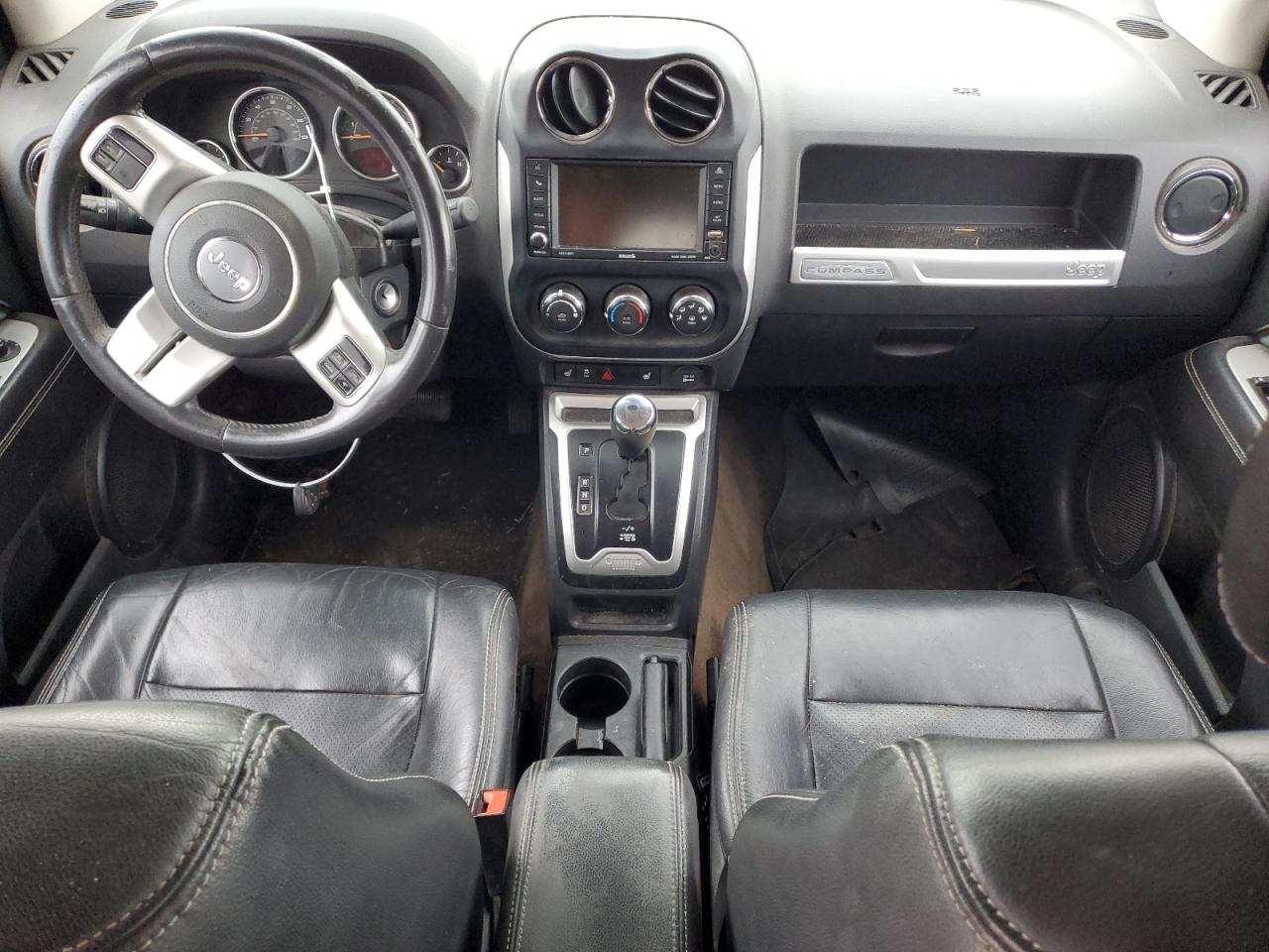 2015 Jeep Compass Latitude VIN: 1C4NJCEA1FD329796 Lot: 82392195