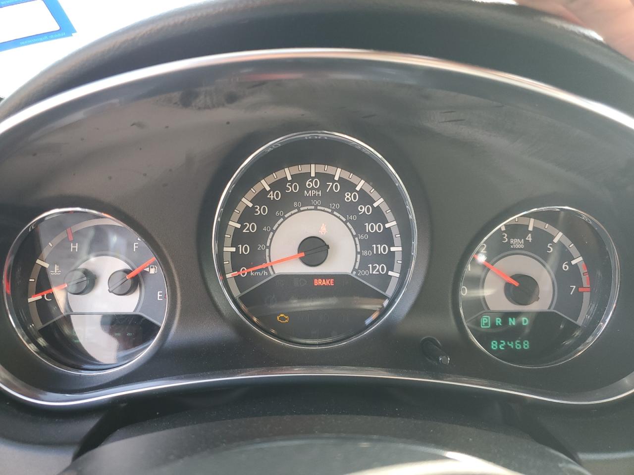 2014 Chrysler 200 Limited VIN: 1C3CCBCG1EN197977 Lot: 89825825