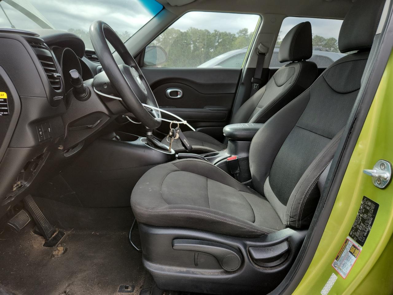 2017 Kia Soul VIN: KNDJN2A29H7881592 Lot: 82281245