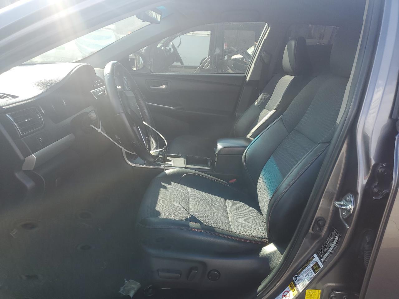 2015 Toyota Camry Le VIN: 4T1BF1FK1FU975951 Lot: 86185195