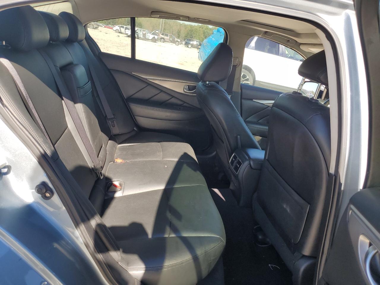 2015 Infiniti Q50 Base VIN: JN1BV7AP5FM333281 Lot: 82455095