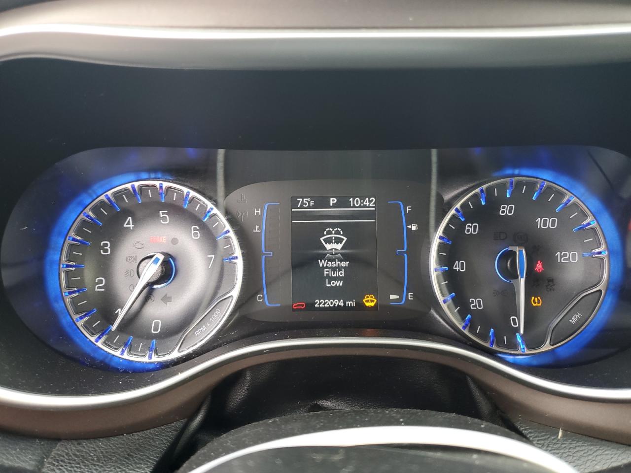 2019 Chrysler Pacifica Touring L VIN: 2C4RC1BG6KR732589 Lot: 82242445