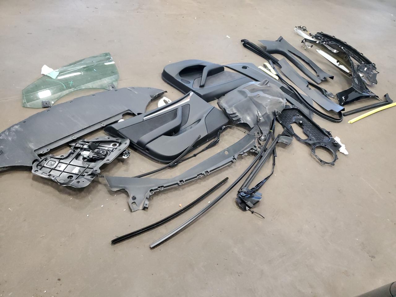 2022 Tesla Model 3 VIN: 5YJ3E1EC2NF103582 Lot: 81871755