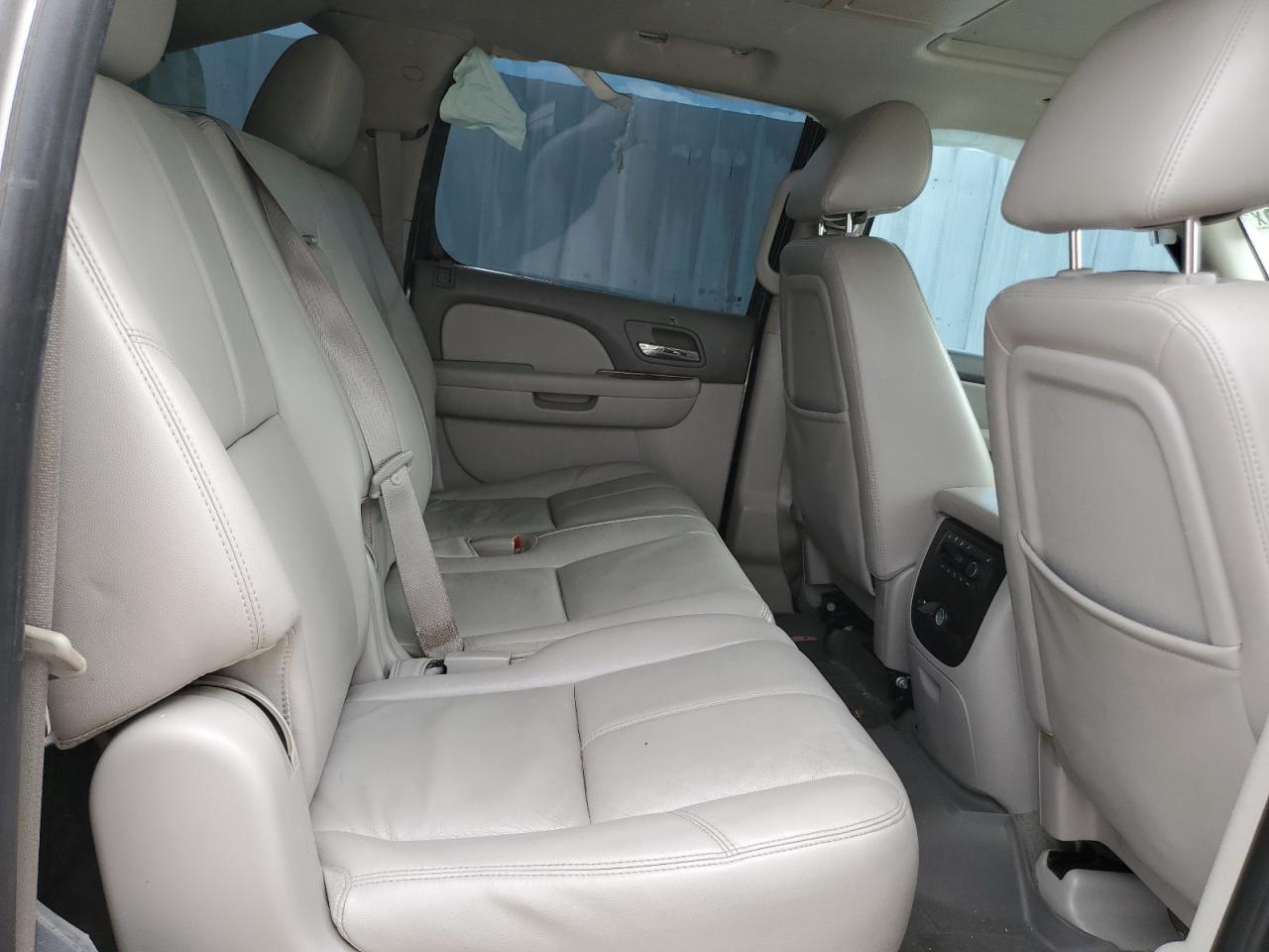 2012 Chevrolet Suburban K1500 Lt VIN: 1GNSKJE71CR127085 Lot: 81921155