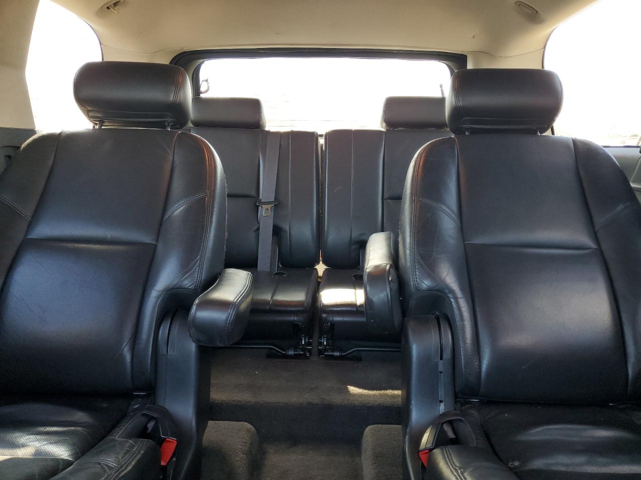 2009 Cadillac Escalade Luxury VIN: 1GYFK23229R262621 Lot: 85377285