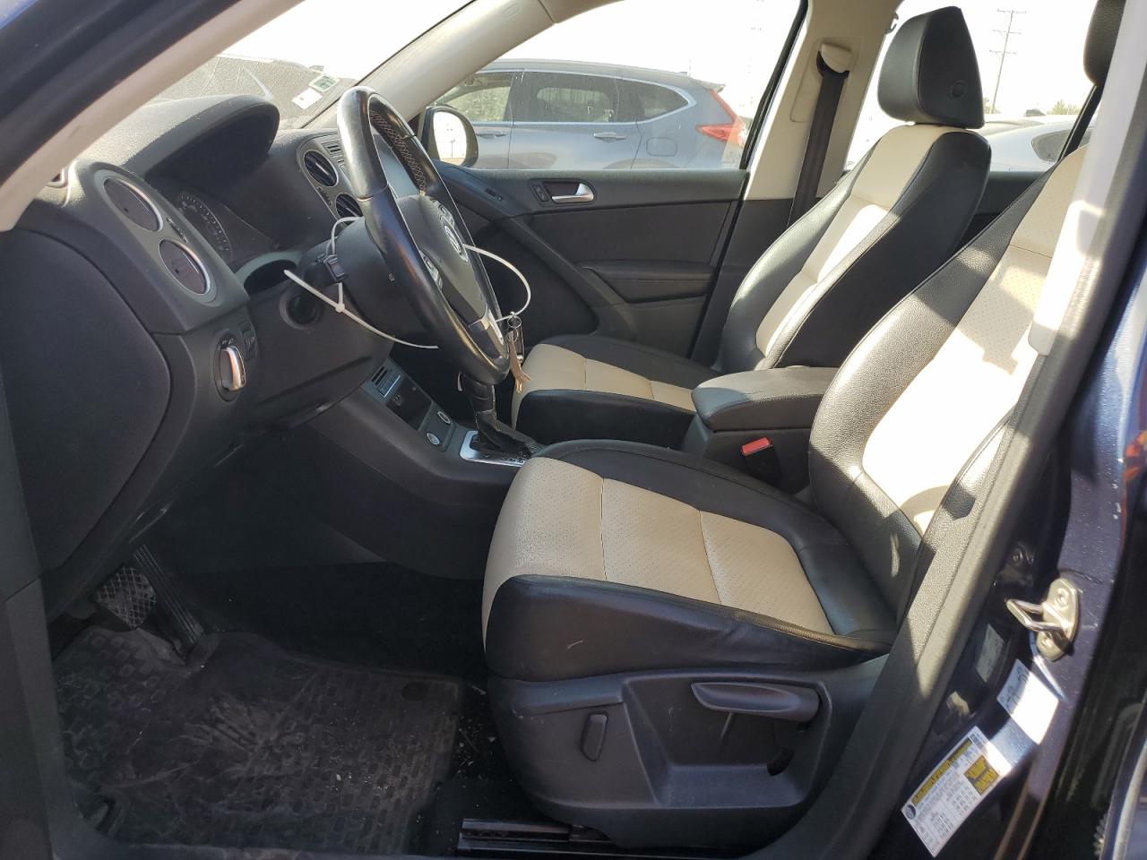 2016 Volkswagen Tiguan S VIN: WVGAV7AX8GW583107 Lot: 81785035