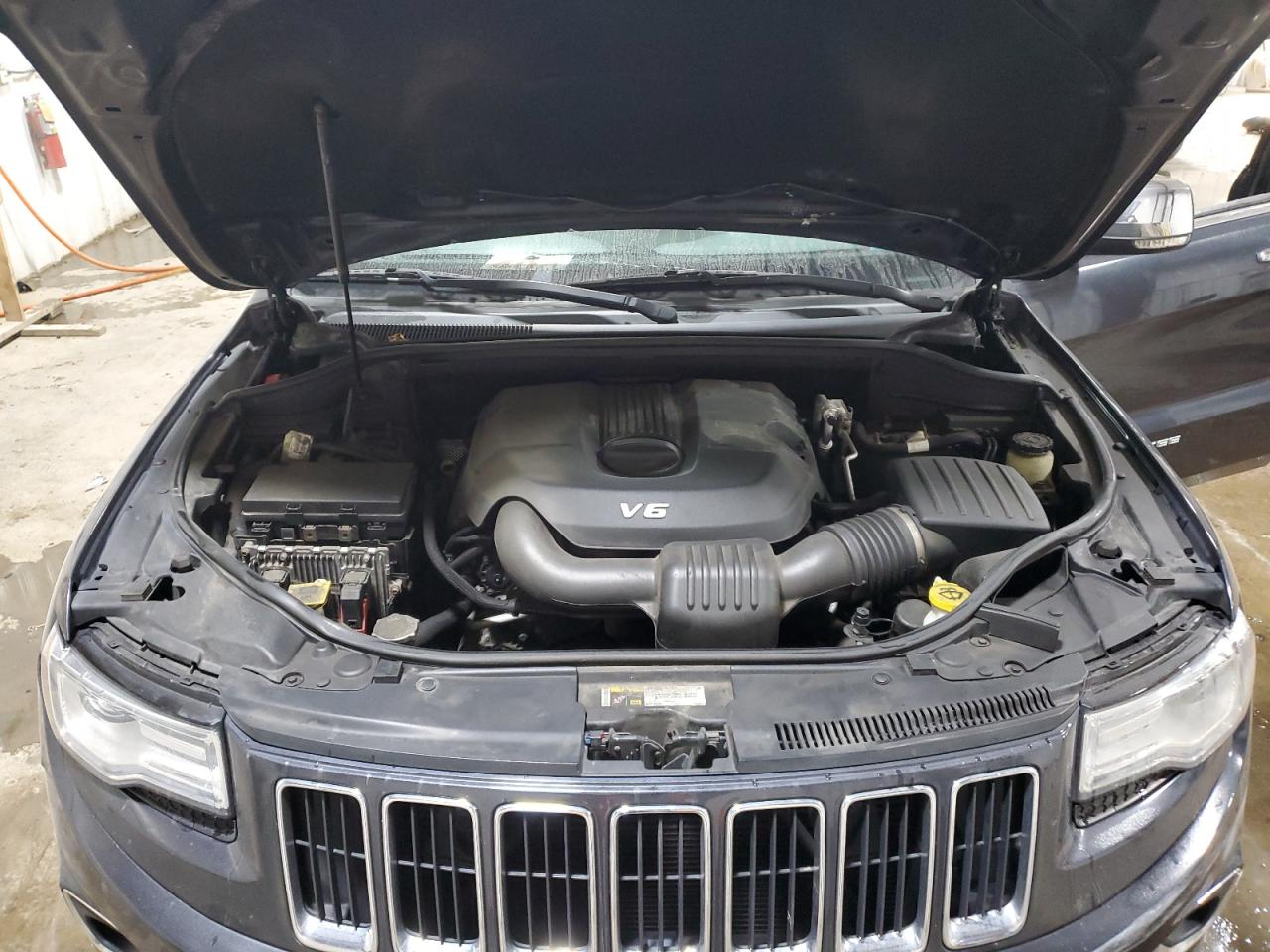 2014 Jeep Grand Cherokee Limited VIN: 1C4RJFBG2EC244451 Lot: 84650145