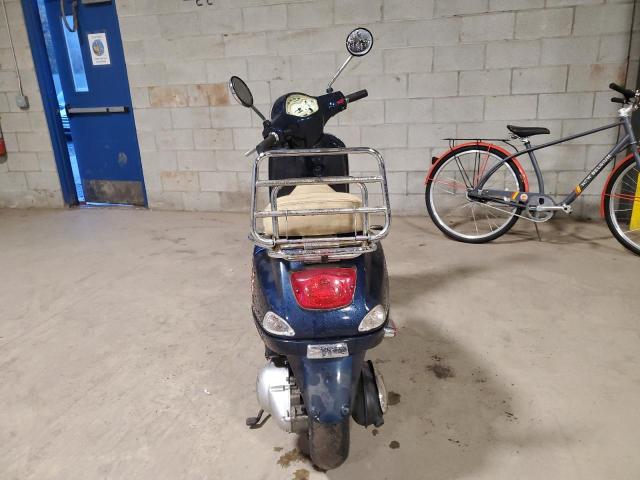 2012 VESPA LX 150IE  