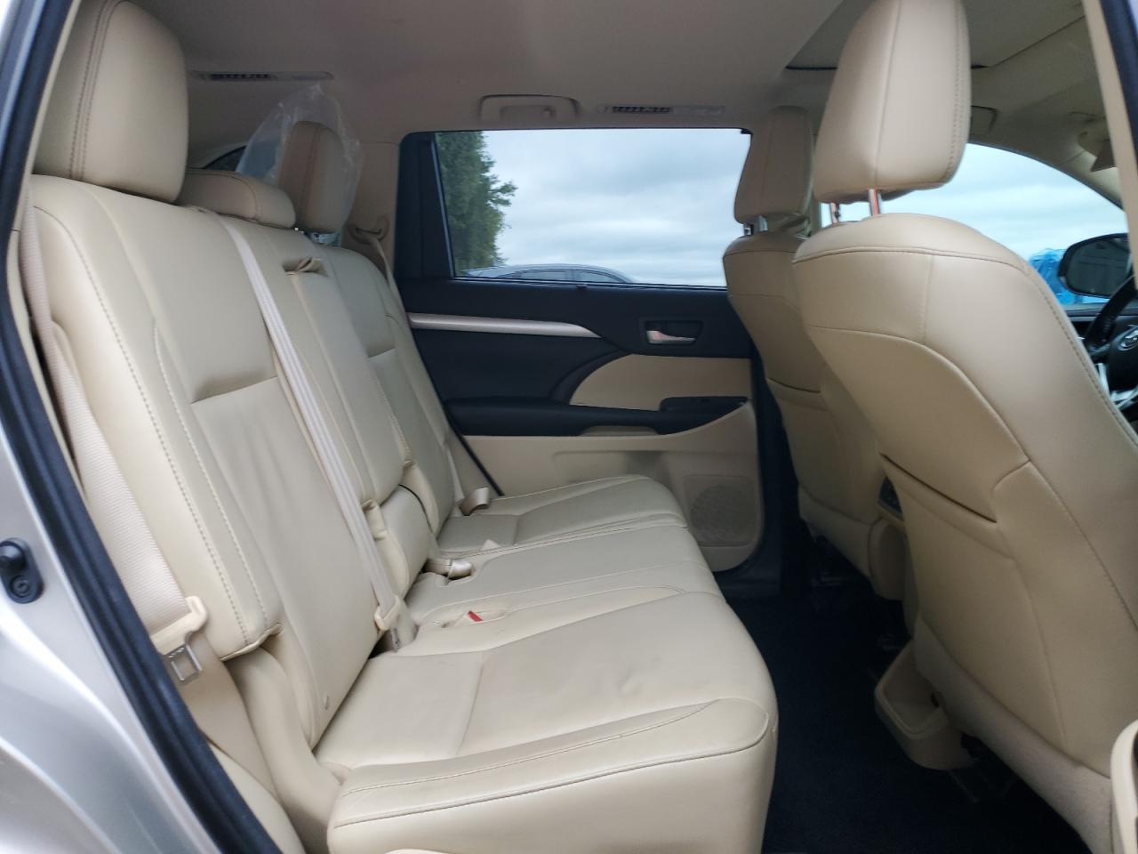 2015 Toyota Highlander Xle VIN: 5TDKKRFH9FS078450 Lot: 85118685