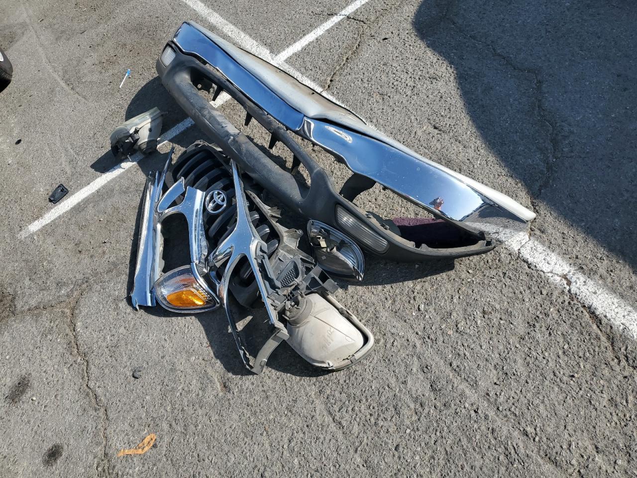 2004 Toyota Tacoma Xtracab VIN: 5TEVL52N04Z422472 Lot: 81917265