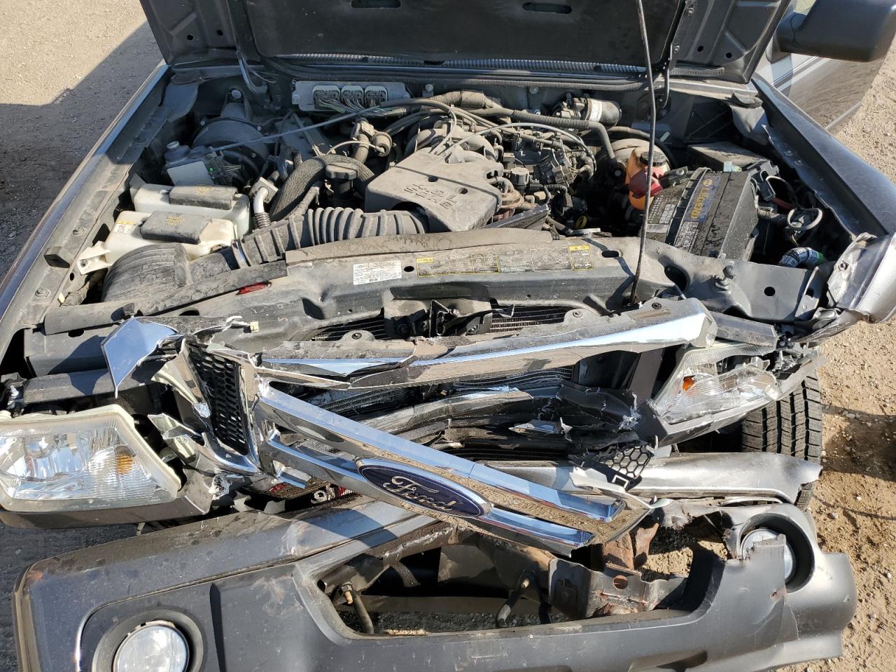 2011 Ford Ranger Super Cab VIN: 1FTLR4FE3BPA74262 Lot: 85191825