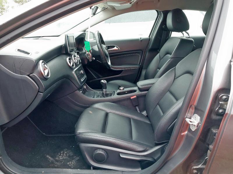 2017 MERCEDES-BENZ A 160 SE EXECUTIVE 