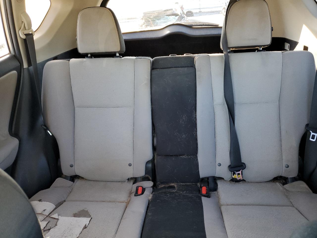 2017 Toyota Rav4 Xle VIN: 2T3RFREV4HW649046 Lot: 82315595