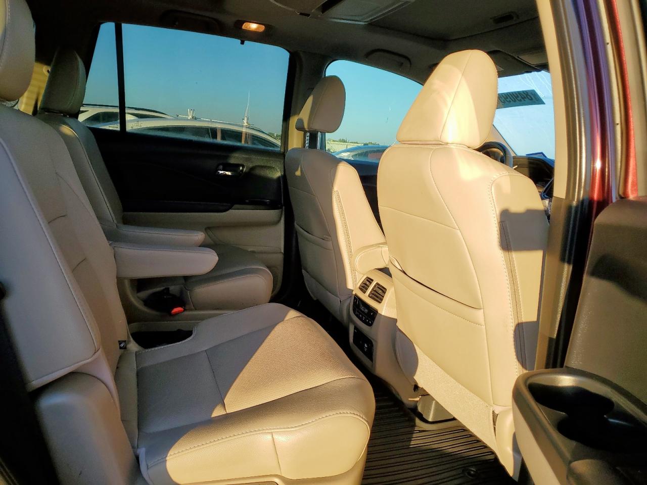 2019 Honda Pilot Elite VIN: 5FNYF6H09KB072182 Lot: 84909505